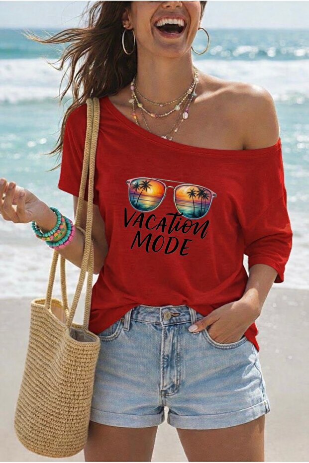 تي شيرت نسائي كبير الحجم مطبوع عليه VACATION MODE بياقة كاياك