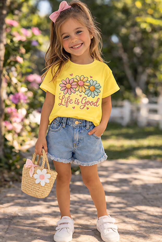 Life Is Good Printed Unisex Kids' T-Shirt – Floral Pattern Casual T-Shirt