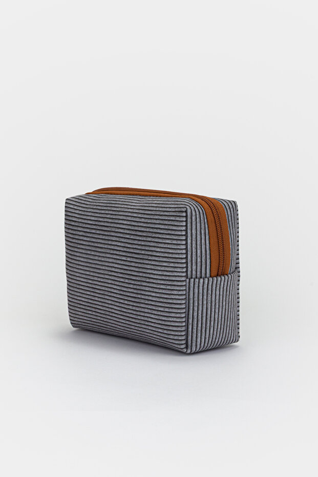 Small Size Makeup and Organizer Bag with Stylish Textured Fabric and Zipper, Multi-Purpose for Travel & Daily Use