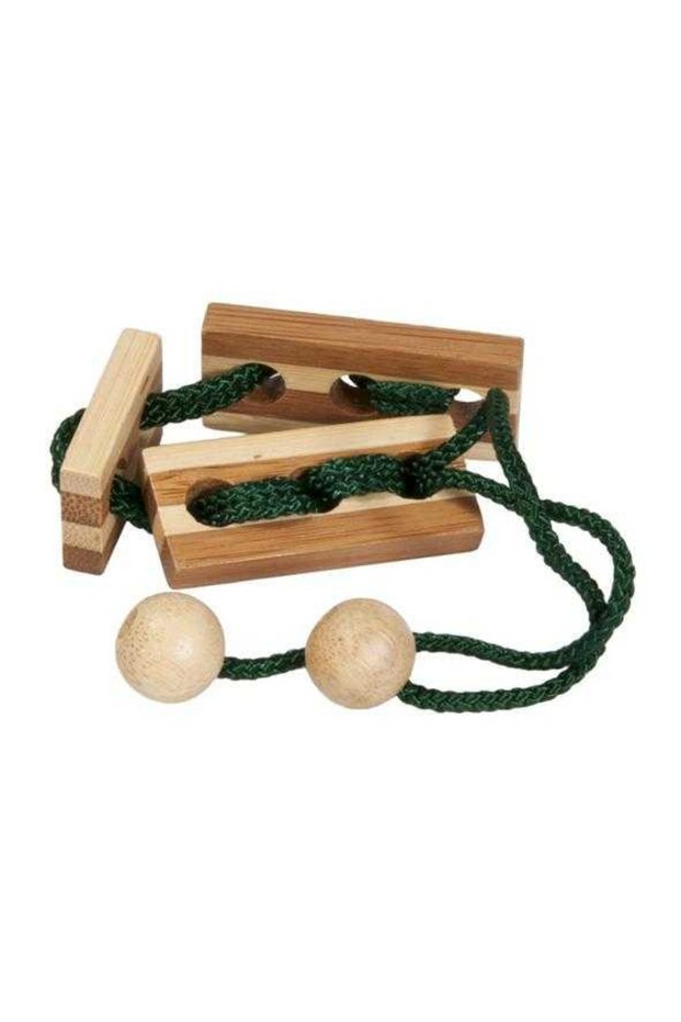 Logical IQ puzzle game with string Release the ring-2,