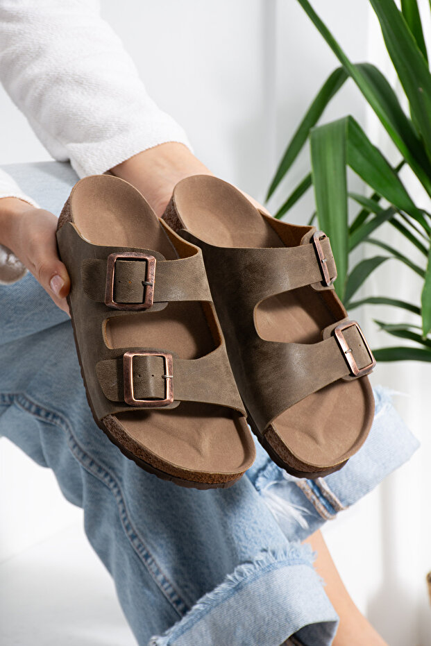 Lorvena Women's Brown Double Buckle Anatomical Sole Basic Comfortable Slippers