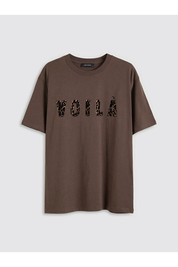 Brown crew neck printed oversize women's t-shirt from gulis clothing