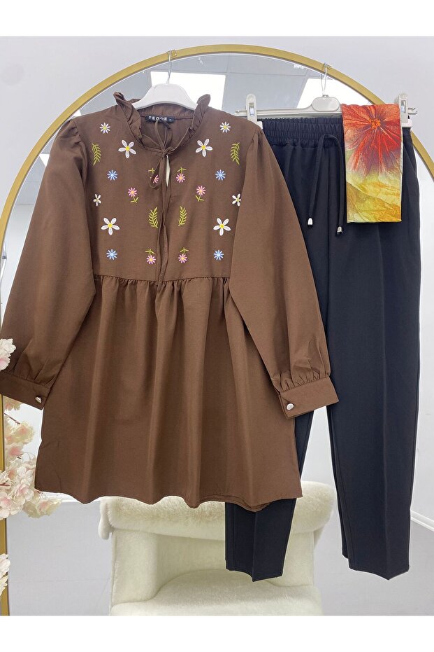 Women's Floral Embroidered Suit