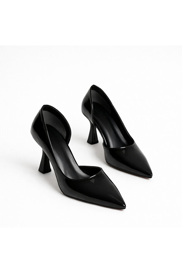 Women's Black Patent Leather Stiletto Thin Heeled Pointed Toe Stylish Classic Shoes