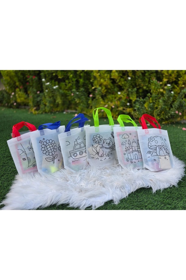 Little Artist Birthday Goody bag: Fun, educational and ready-to-give!