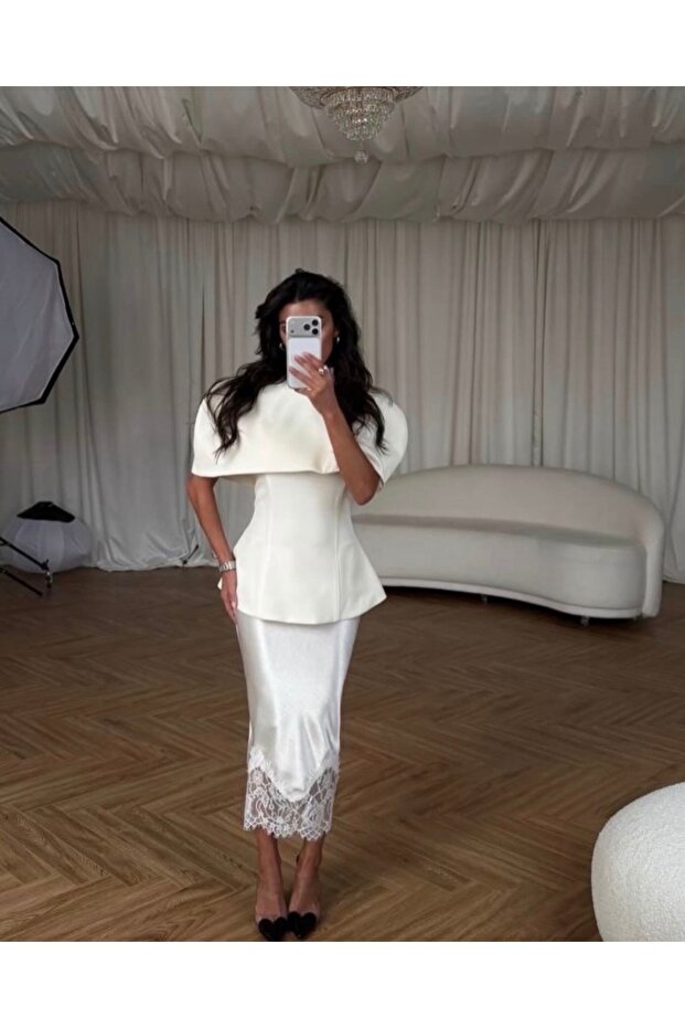 Women's White 2-Piece Blouse with Detachable Cape Detail