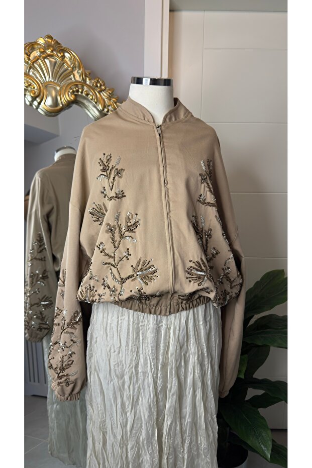Nakışlı pullu bomber ceket - 1