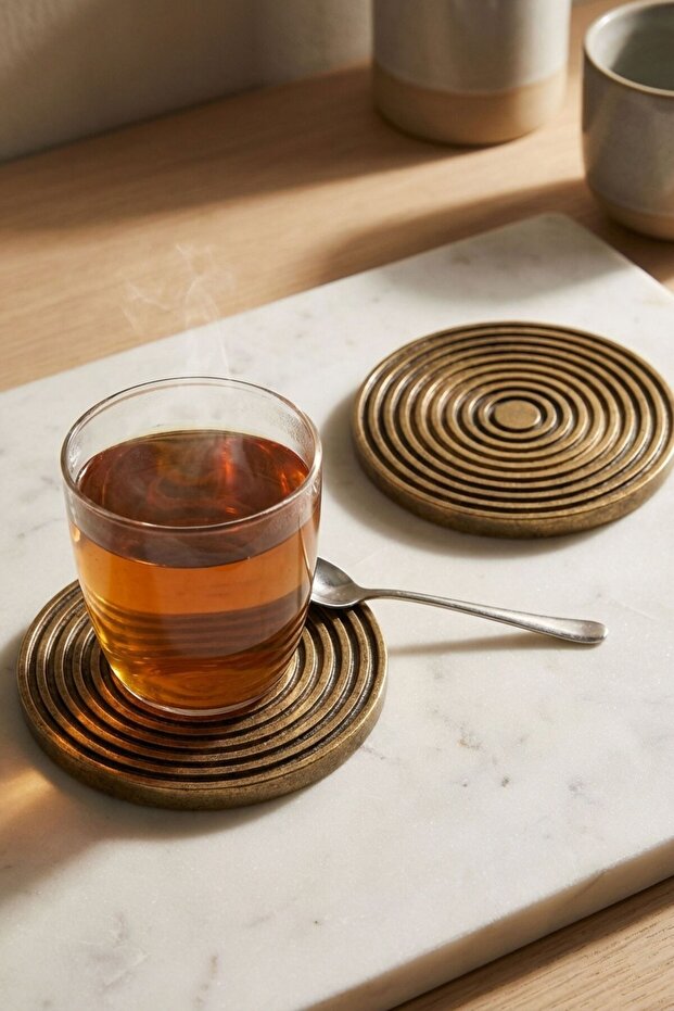 حامل أكواب فاخر مصنوع يدويًا بلون ذهبي عتيق موديل 4