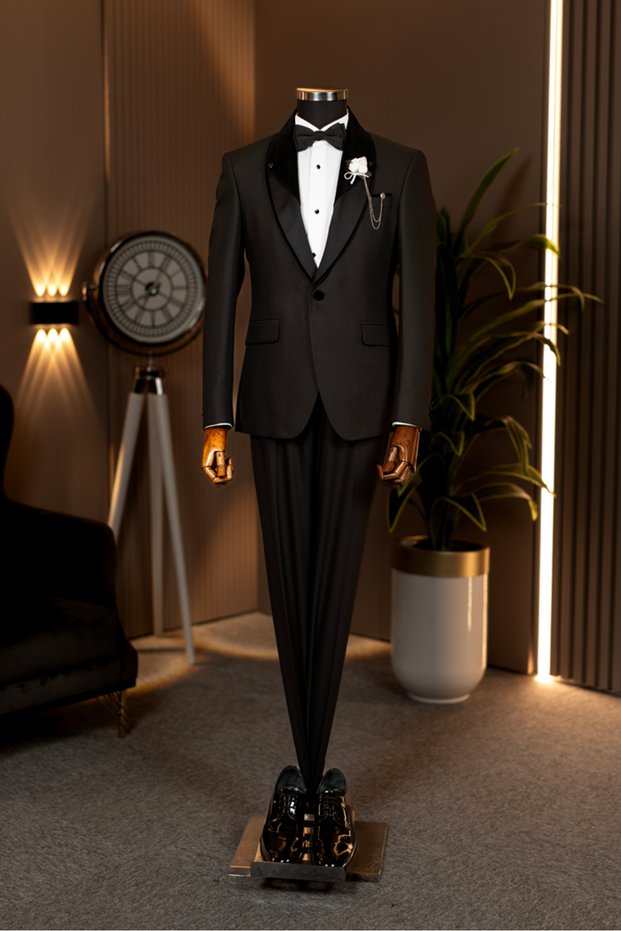 Groom's Suit Slimfit Model – if You Prefer a Larger Size, Choose Slimfit 1.