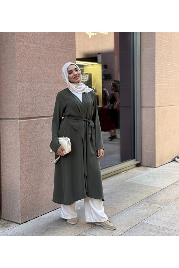 Şalyaka Belted Crepe Cap