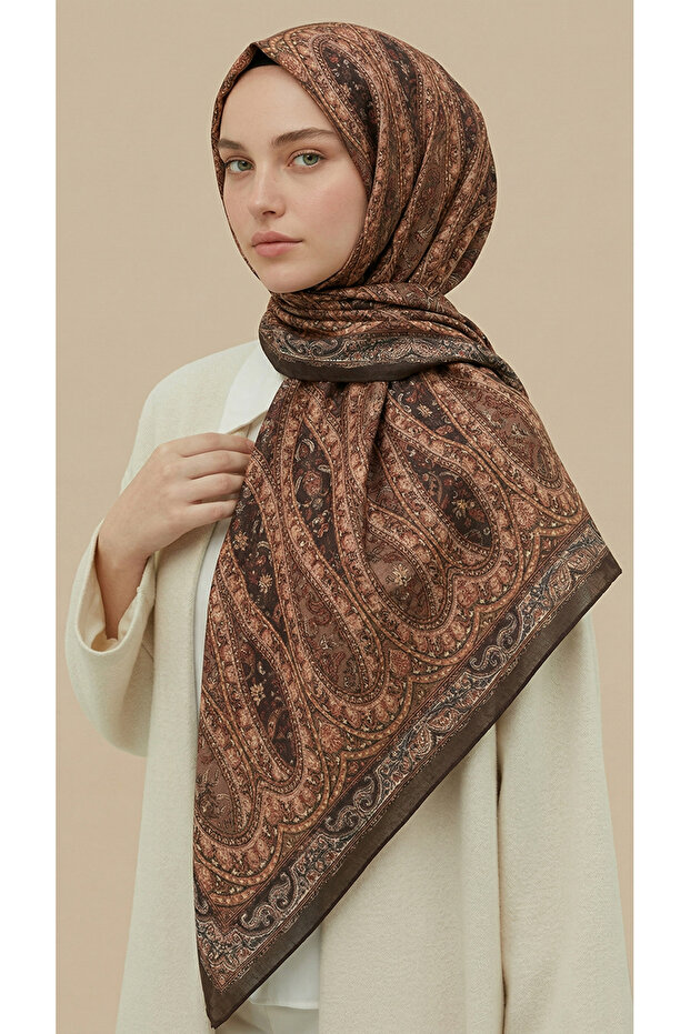 وشاح قطني منقوش مقاس 120*120 سم من فيريلا - بيج غامق