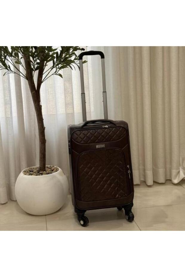 حقيبة سفر جلدية بلون القهوة الداكنة مقاس 20 بوصة