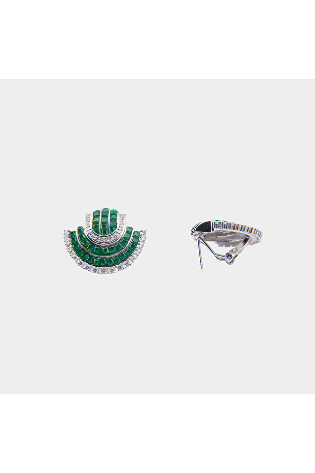 Emerald Radiance Stud Earrings - 3