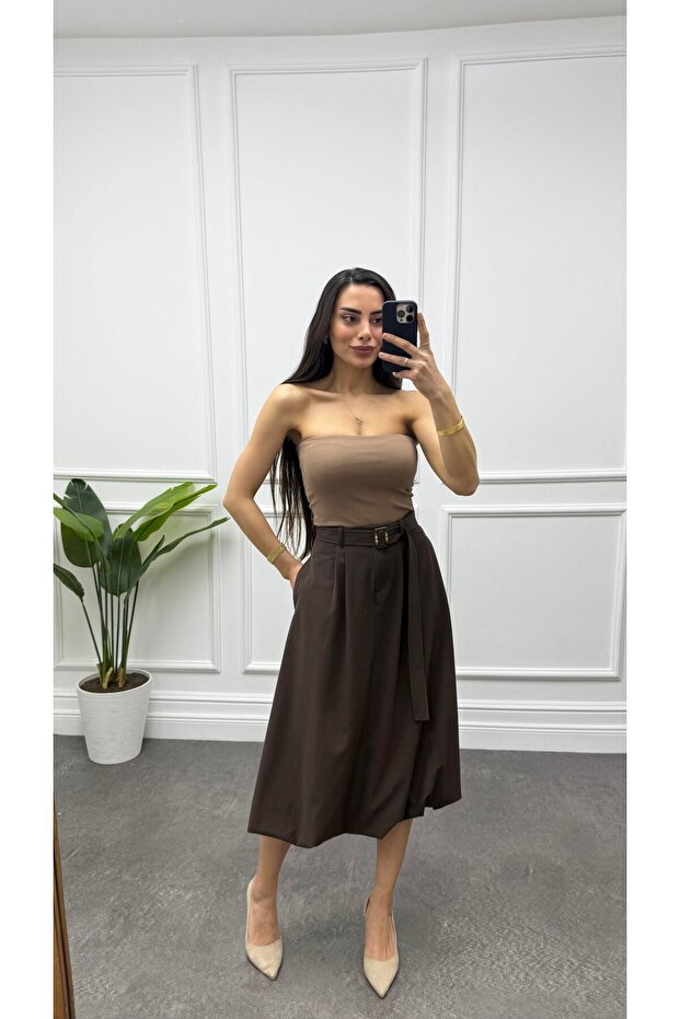 Women's Belted Midi Length Balloon Skirt