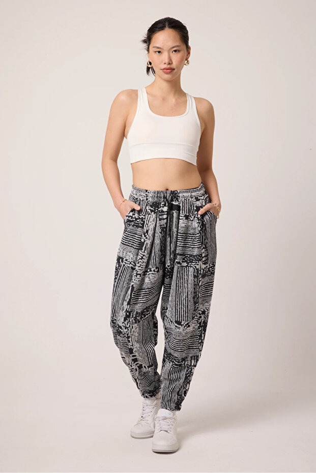 Women's Street Style Patterned Jacquard Sports Shalwar Trousers