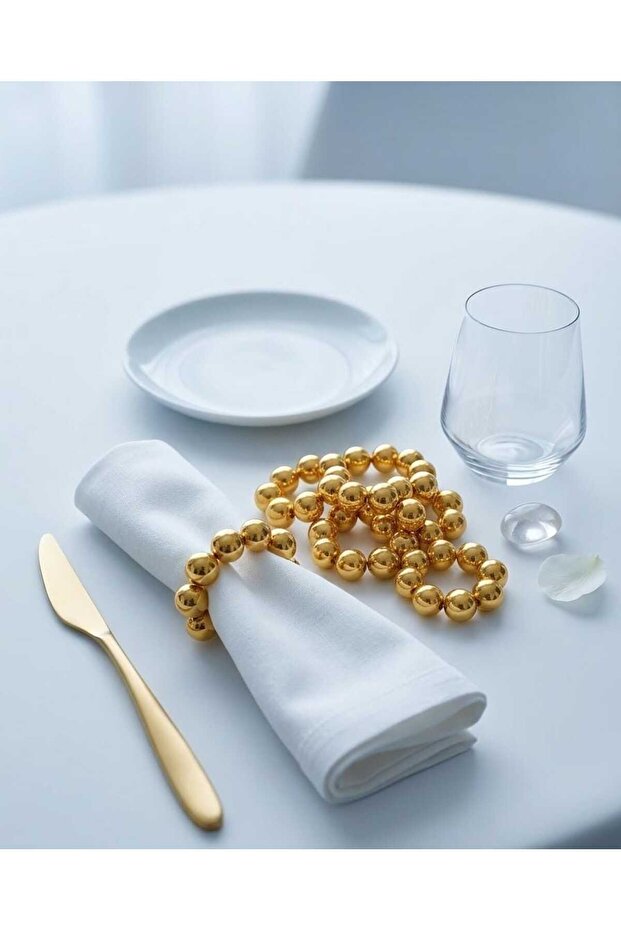 Set of 6 Gold Stylish Napkin Rings