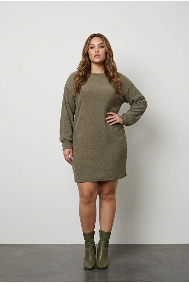 Plus Size Long Sleeve Crew Neck Straight Cut Cotton Dress 100-190