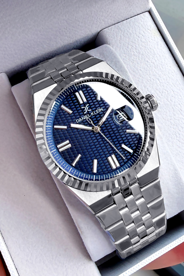Men's Wristwatch 3 Atm Waterproof Silver Color Steel Strap + Natural Stone Bracelet
