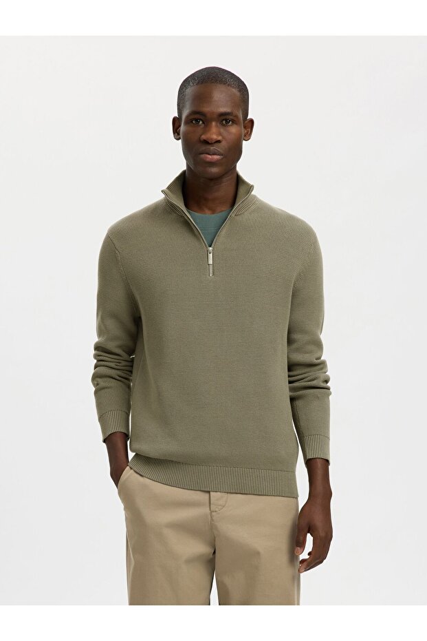 Pullover mit halbem Reißverschluss - 1
