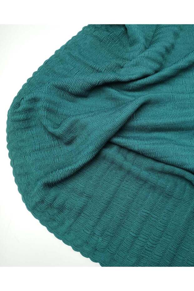 Crinkled Jersey Fabric in Dark Green Colors (Width 130 cm X Length 225 cm)