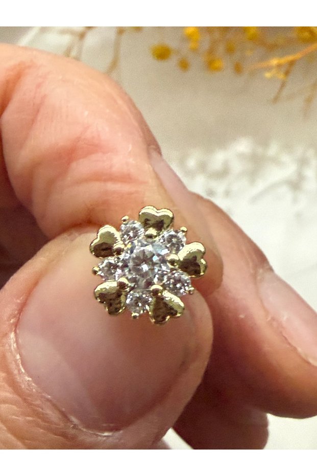 Minimal Emotional Studded Flower Steel Earrings for Girls and Women with Zircon Stone Gold 0.90 mm