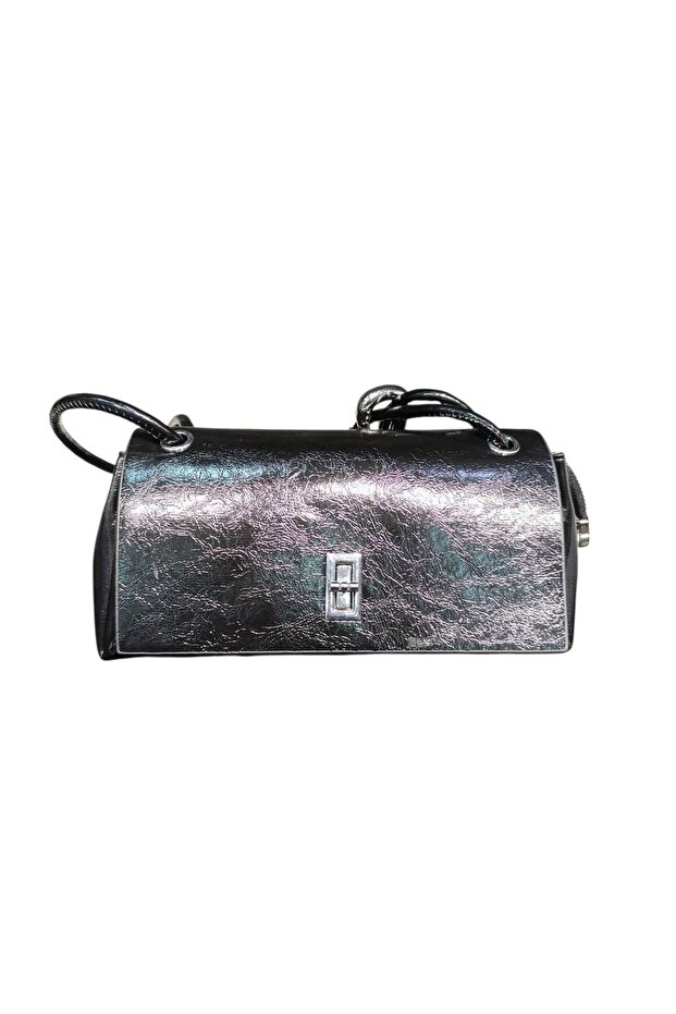 A Very Stylish Small Bag with a Great Accessory Black