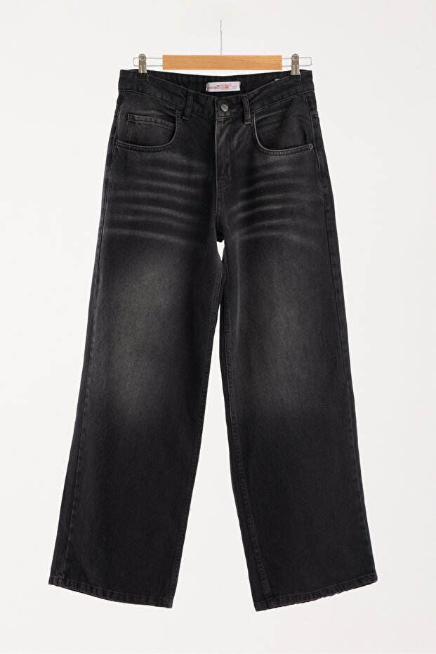Unisex Loose Baggy Jean Wear