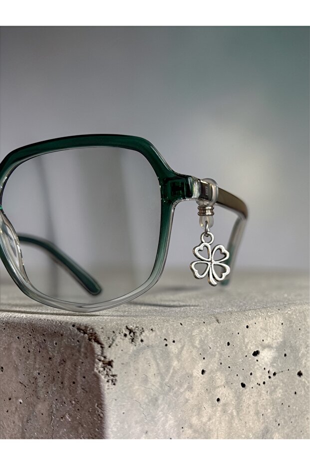 Clover Figured Glasses Charm - Luck Glasses Edge Jewelry and Accessory - 2 Pieces (Thin Stem Compatible)