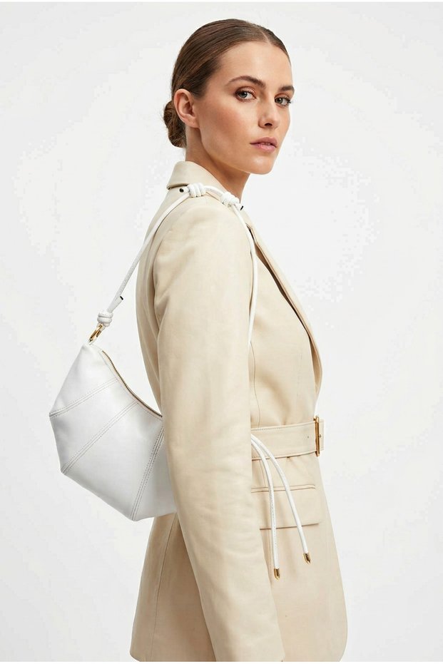 Rope Pendant Detailed S Faux Leather Bohemian Style Wade Women's C Crossbody Bag White