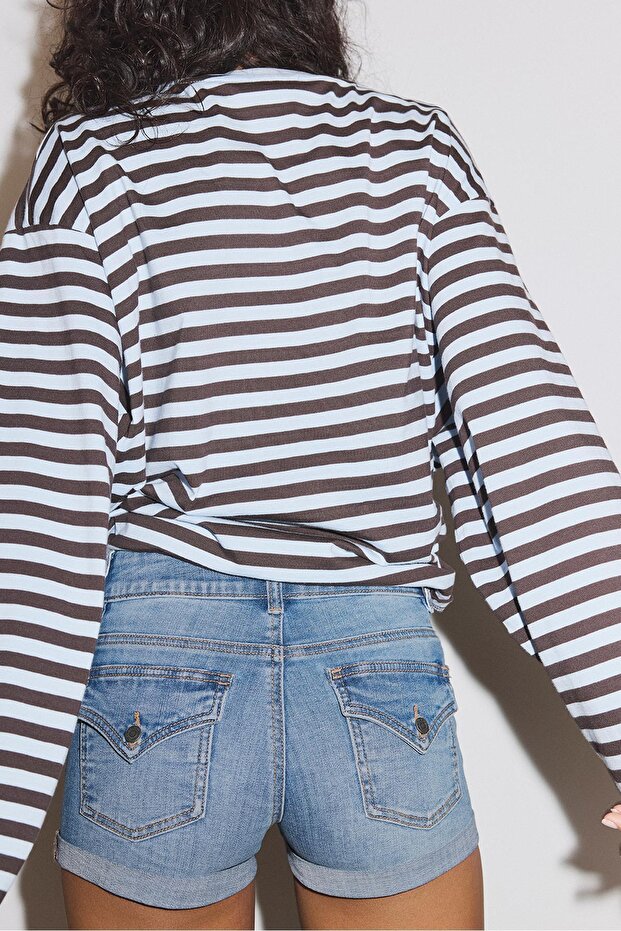 Katlamalı paçalı denim şort - 5