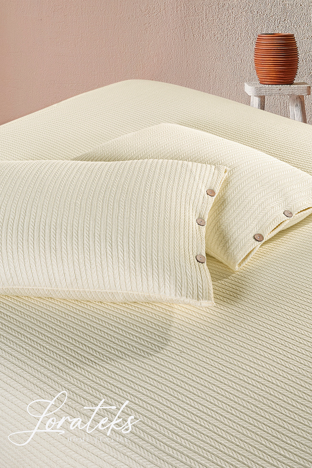 Seinaa | 100% Cotton Double 200X230 cm Knitted Pique Set with Button Detailed Pillowcase