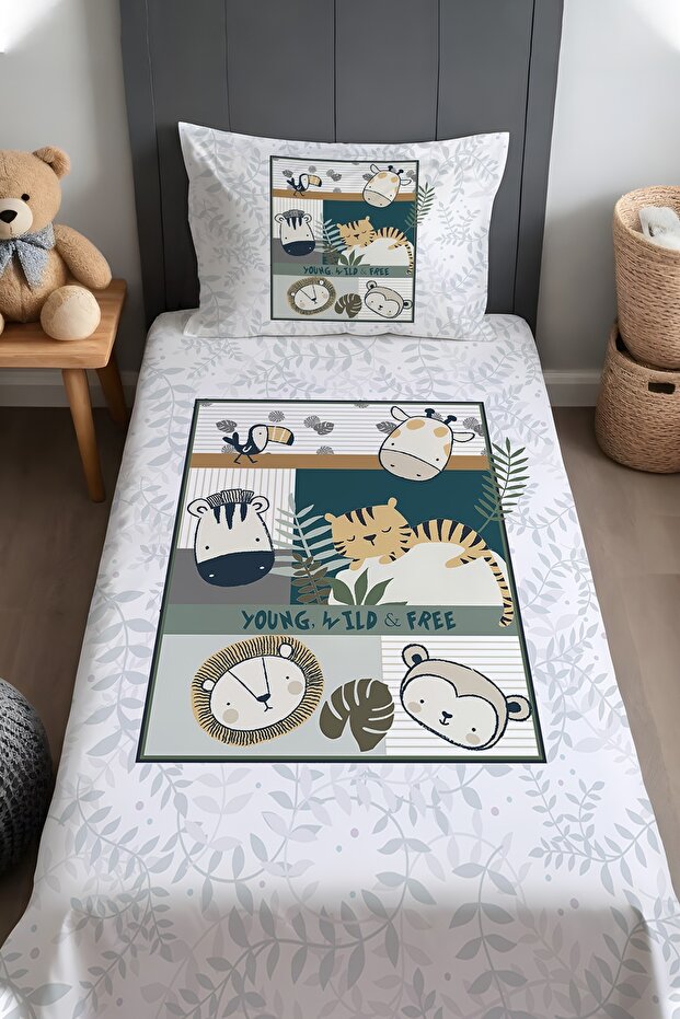 Little Explorers Safari Patterned Bedspread and Pillowcase
