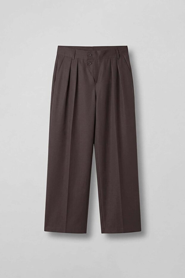 Men's Baggy Fit Asymmetrical Pleated Tencel Trousers Brown