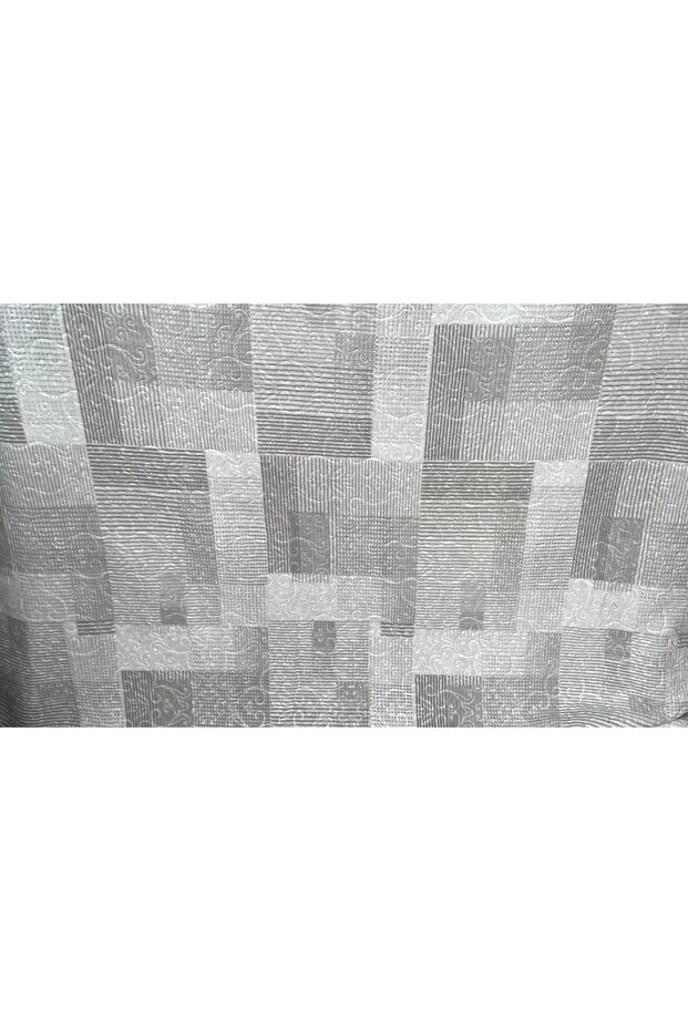 The 6 m2 non-elastic embossed carpet cover has an extra hem allowance of 200*300 dimensions.