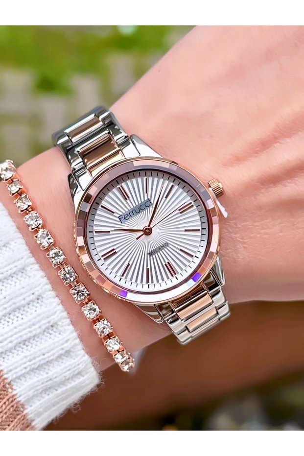 Women's Wristwatch New Model Steel Band Waterproof 2 Years Warranty Bracelet Gift