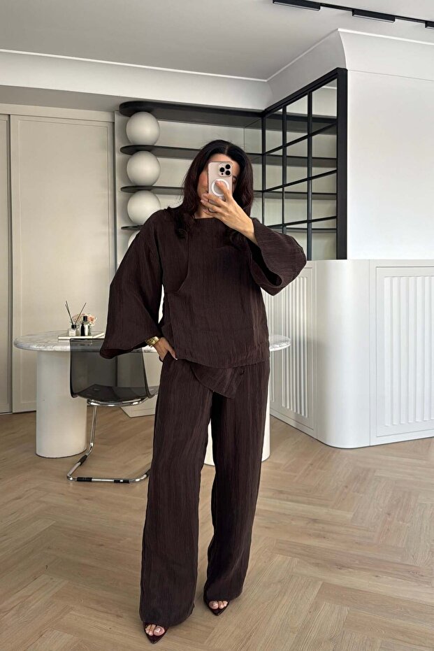 Brown Asymmetrical Cut Blouse and Pants Set - 51322