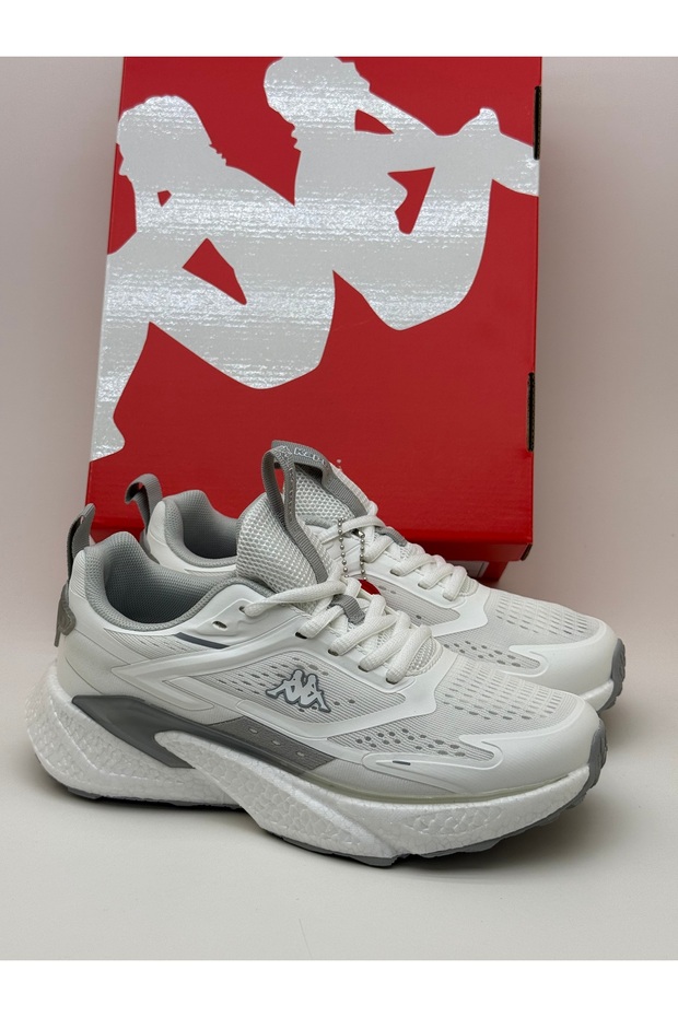 Sports Shoes