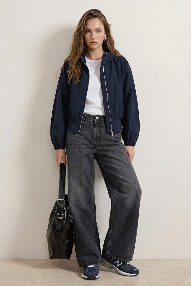 Lacivert Oversize Yazlık Kumaşlı Peplum Detaylı Kapüşonlu Yazlık Kumaşlı İnce Mont TWOSS26MO00002 - 1