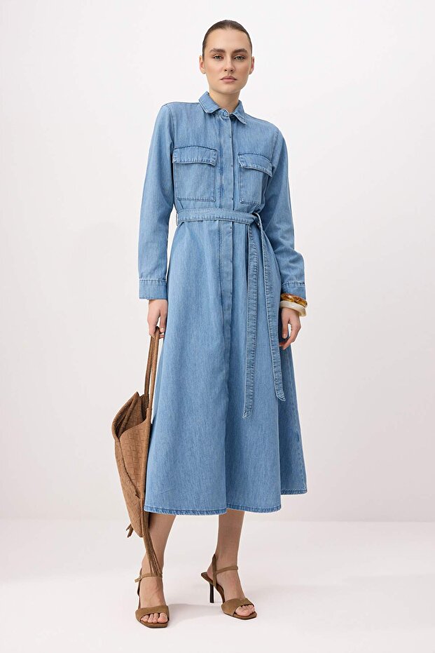 Mavi Maxi Bağlama Detaylı Denim Elbise TWOSS26EL00268 - 2
