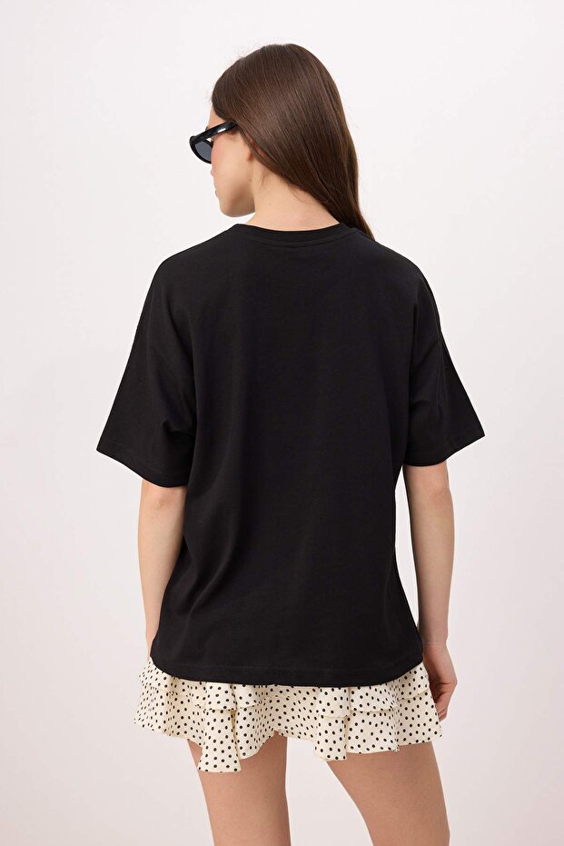 Siyah Nakışlı/İşlemeli Oversize/Geniş Kalıp %100 Pamuk Örme T-Shirt TWOSS26TS00165 - 4