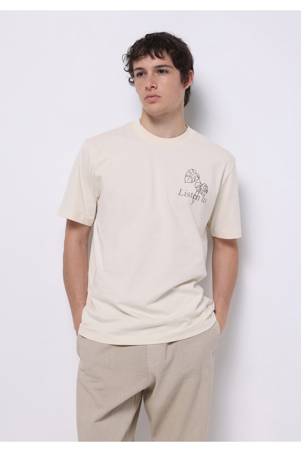 Comfort Fit Round Neck Plain Men's Beige Short Sleeve T-Shirt