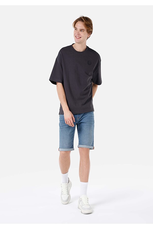 Straight Fit Low Waist Men's Denim Jean Shorts