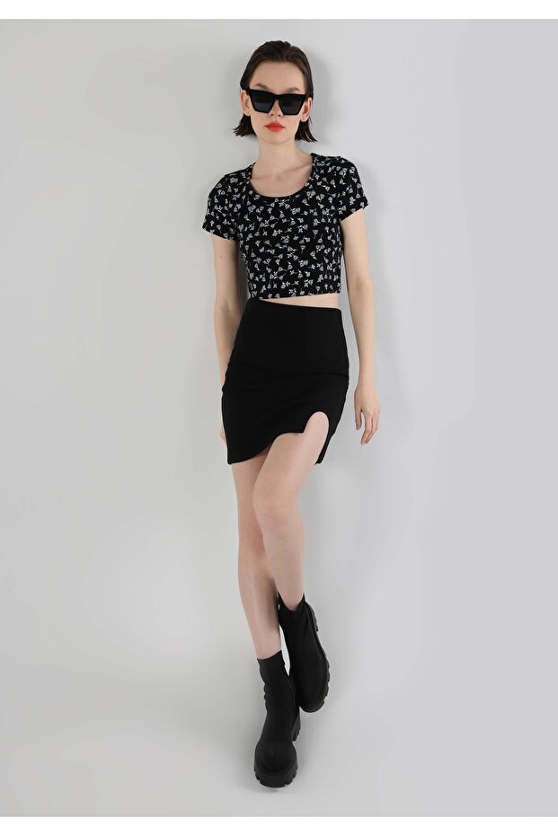 Navy Blue Women's T-shirt, Short Sleeve
