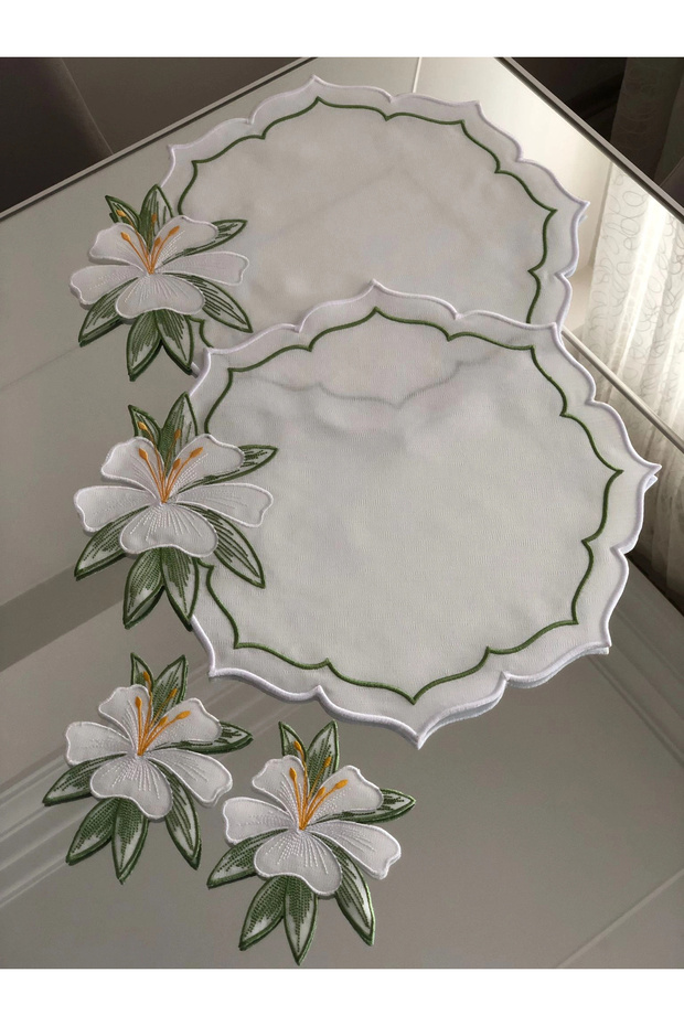 Placemat Supla Presentation Napkins with Lily Embroidery for 2 Persons - 4 Piece Spring Series with Gift