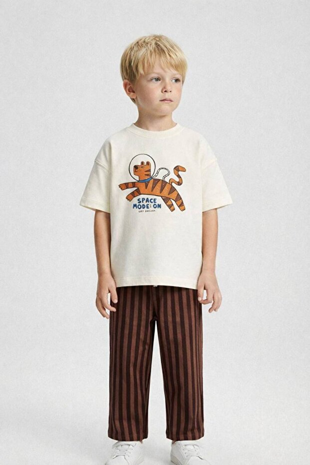 Boy's Astronaut Tiger Printed T-Shirt and Pants Set – Summer Comfortable 2-Piece Set