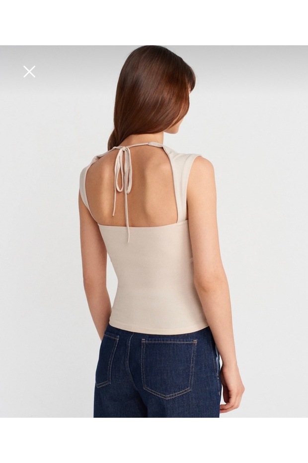 Arkadan bağlamalı crop - 2