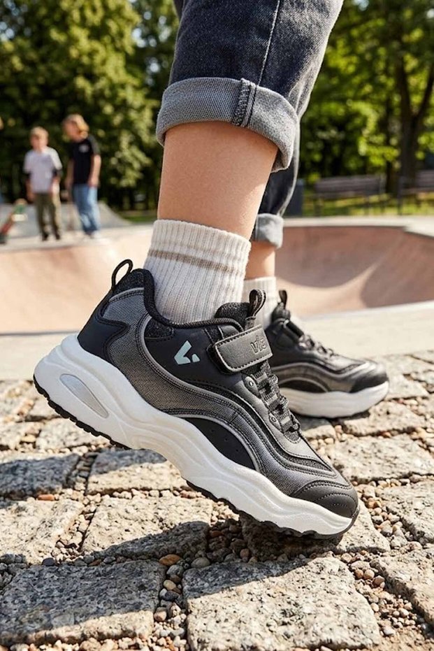 Girls' Thick-Soled Sports Shoes - Velcro Sneakers with Sparkling Details