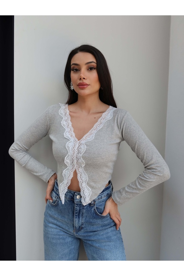 Lace Detail Knitwear Blouse