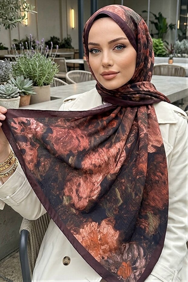 Cinnamon İpekhan Seren Shawl