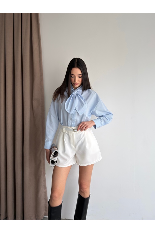 Women's Classic Shorts with Belt and Pockets